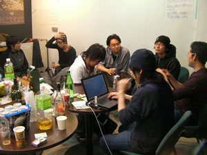 写真：懇親会でcodecheck.in合流