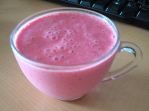 カシスヨーグルトスムージー